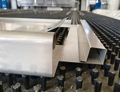 ثني الألواح من نوع كأس الشفط STON