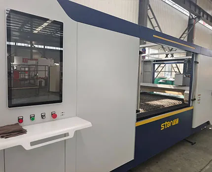 مبيت واقي مغلق بالكامل